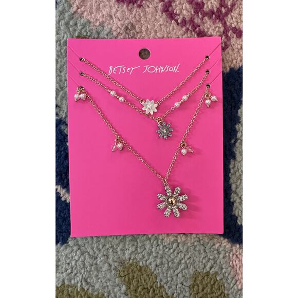 NWT Betsey Johnson Layered Daisy Necklace - Picture 4 of 5